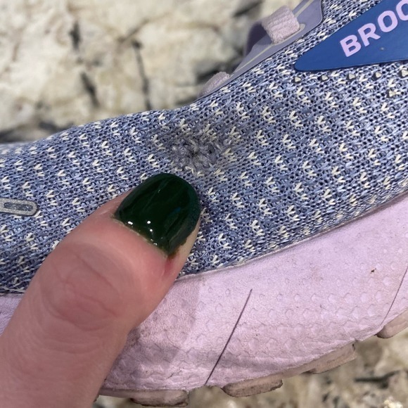 Brooks Adrenaline GTS 22 in women’s size 11 - Picture 7 of 12